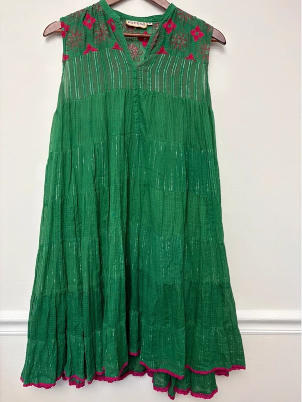 Aseesa Green Pink Embroidered Metallic Stripe Tiered Dress Size Medium